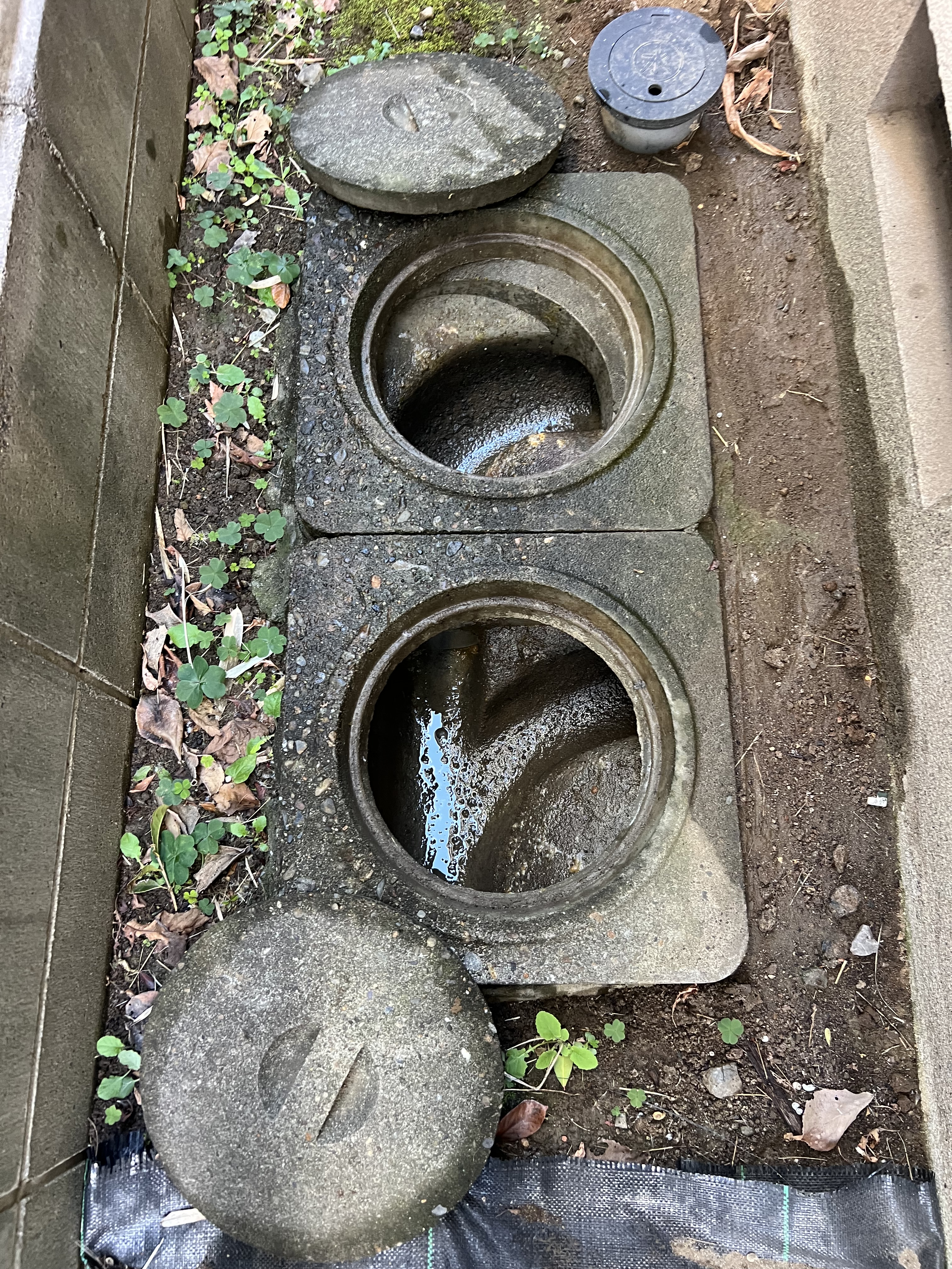 千葉県柏市にてトイレのつまり修理工事後写真