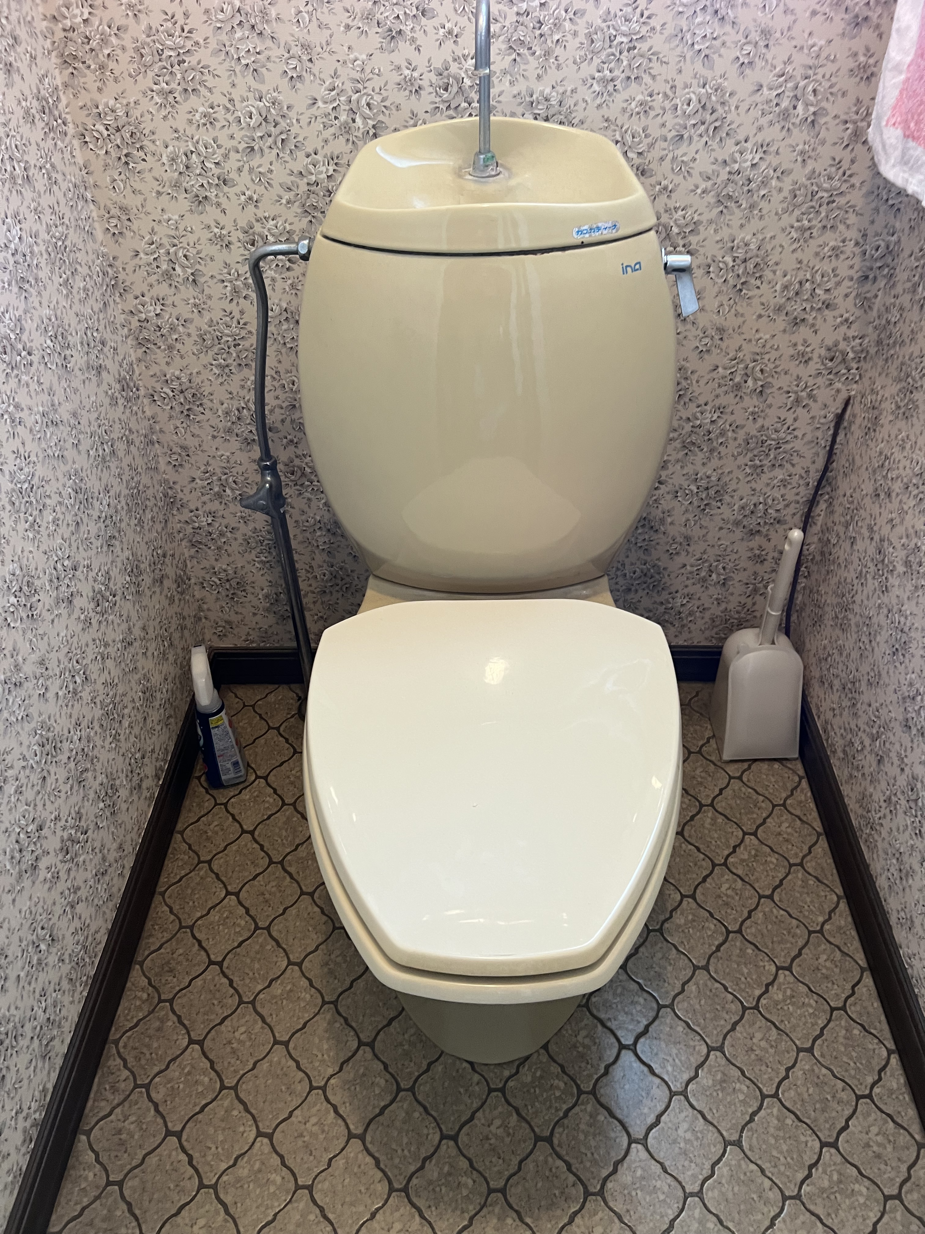 千葉県我孫子市にてトイレ水漏れ修理工事前写真